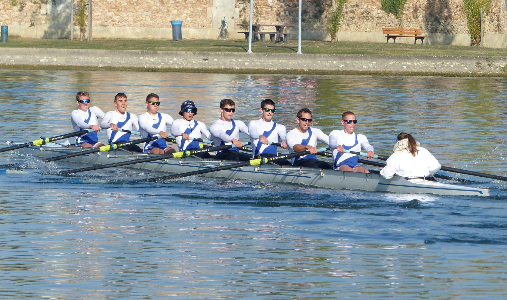 AVIRON photo