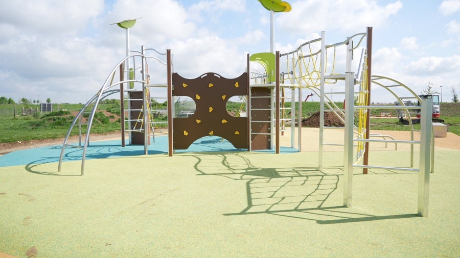 2025-05-19_Travaux_Plaine_des_Sports_C0727T01